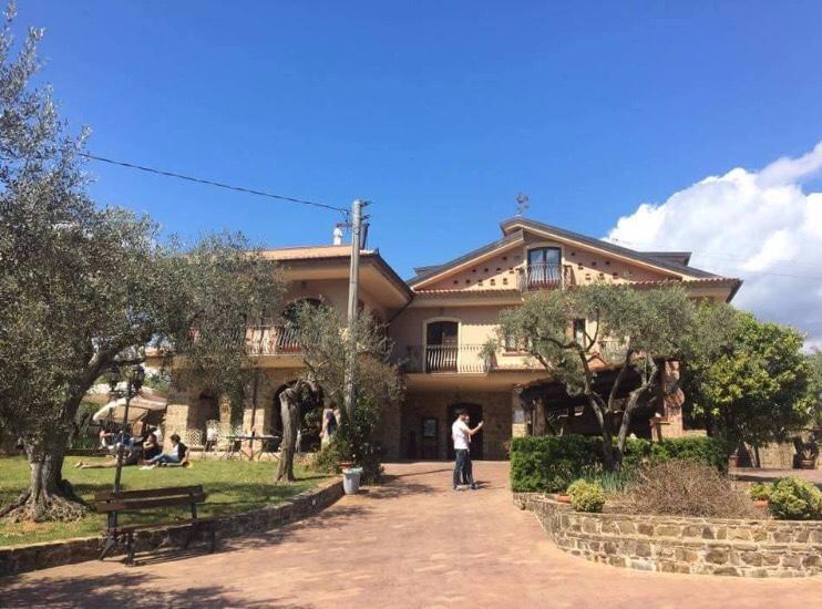 La Ginestra Ξενοδοχείο Castel San Lorenzo Εξωτερικό φωτογραφία
