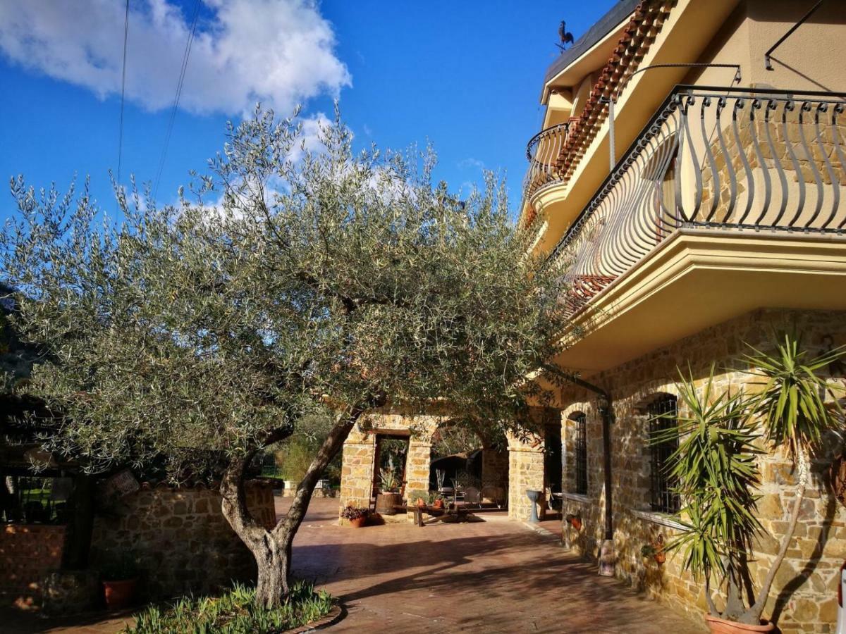 La Ginestra Ξενοδοχείο Castel San Lorenzo Εξωτερικό φωτογραφία