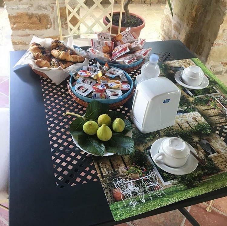 La Ginestra Ξενοδοχείο Castel San Lorenzo Εξωτερικό φωτογραφία